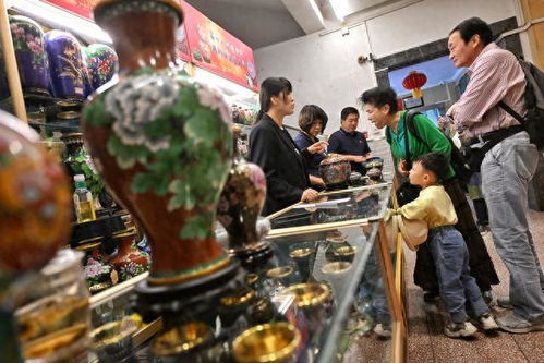 北京琺瑯廠景泰藍老物件淘寶大集開集,部分產品上架秒沒