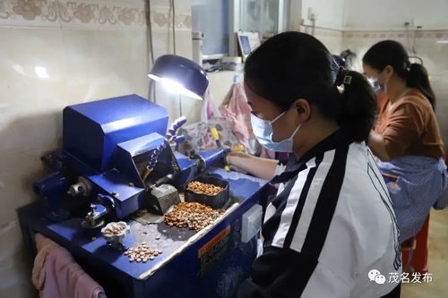 超4億元！信宜小小欖雕硬核“欖財保齡球”